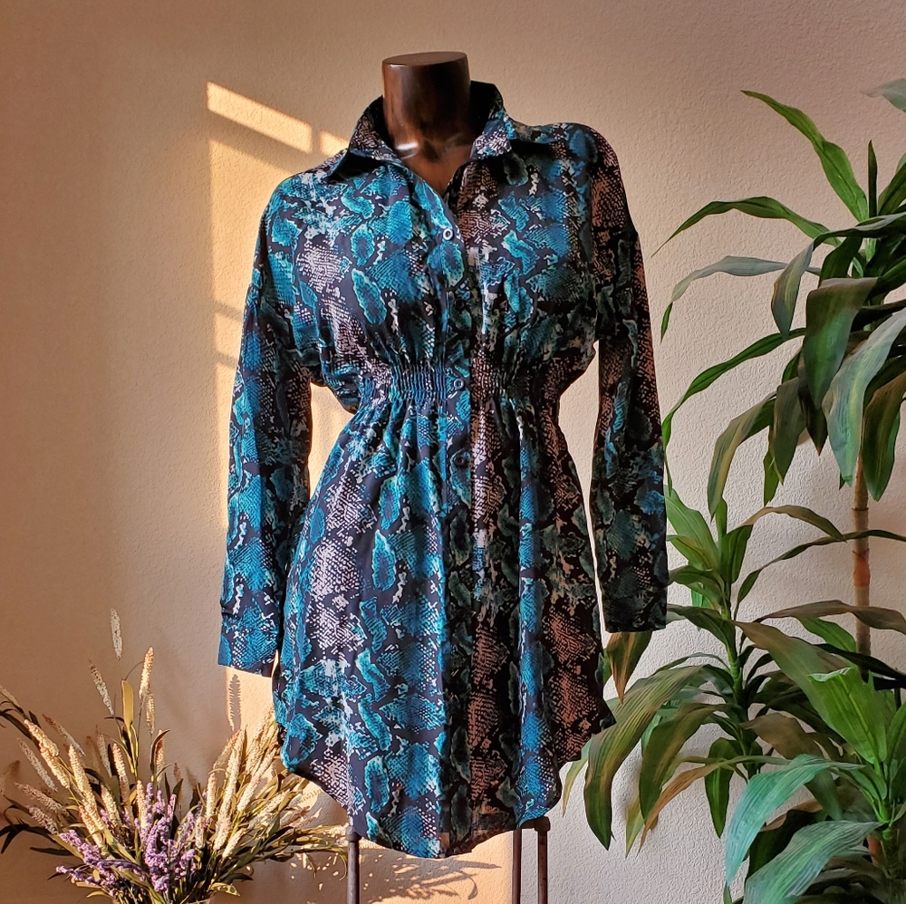 Revamped. Size XXS. Teal